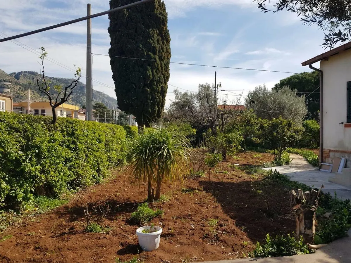 Villa Serrano Palermo