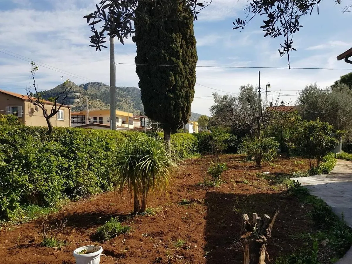 Villa Serrano Palermo
